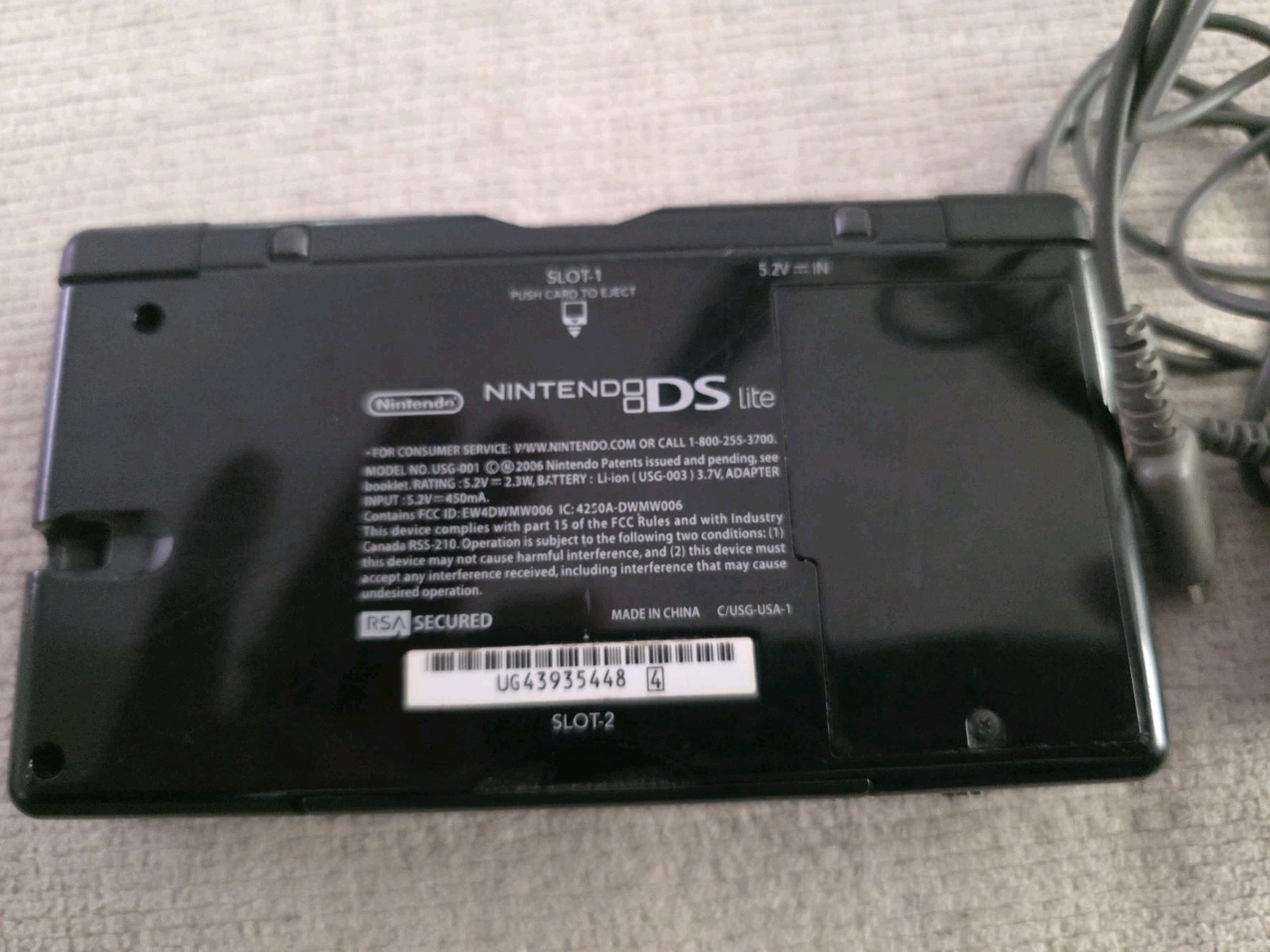 Nintendo DS Lite Handheld System – Onyx Black W/Charger No Stylus