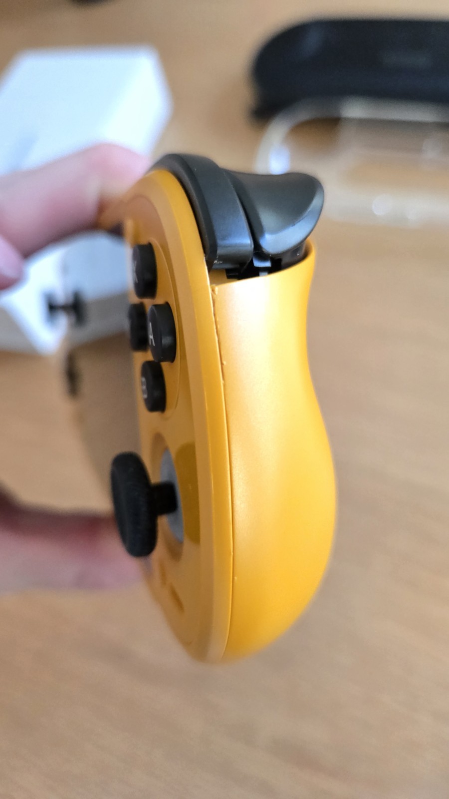 Retroid Pocket 6 12GB/256GB Orange with Accessories
