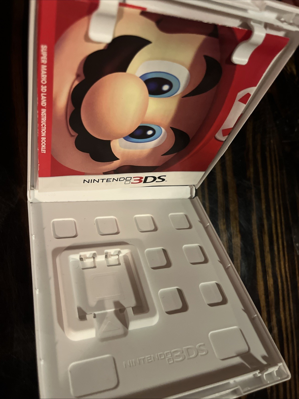 Super Mario 3D Land (Nintendo 3DS) Original Case & Manual Only
