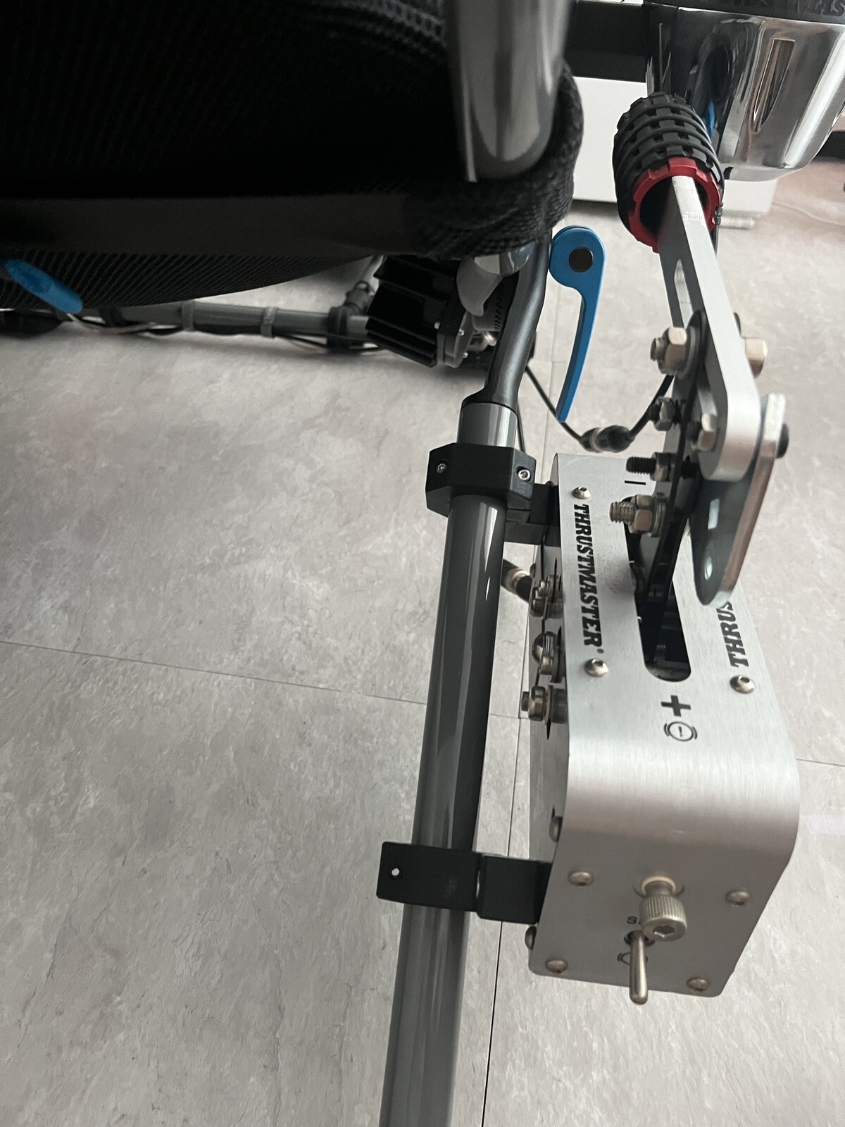 Playseat Challenge X Logitech G Edition THRUSTMASTER TSS Handbrake Clamps Mount