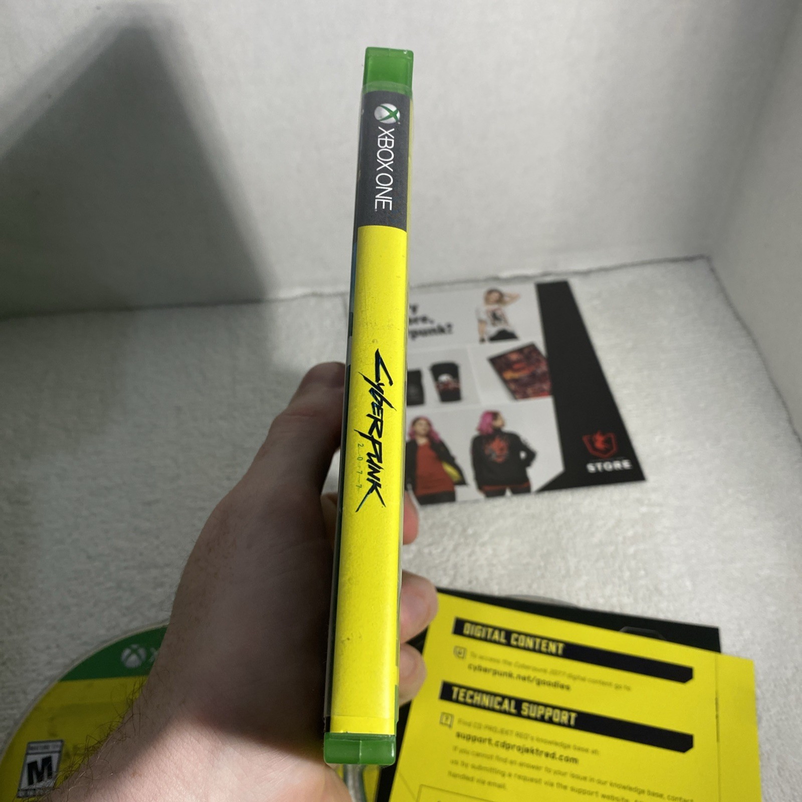 Cyberpunk 2077 Xbox One Open Word Action Sci-Fi Guns Loot RPG Skills Gore M