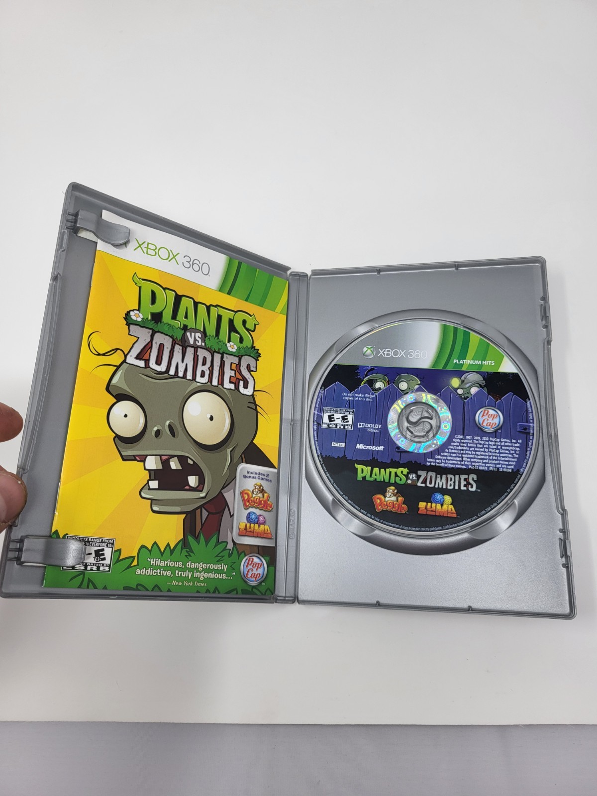 Plants vs. Zombies (Microsoft Xbox 360, 2010) Platinum Hits Tested CIB complete