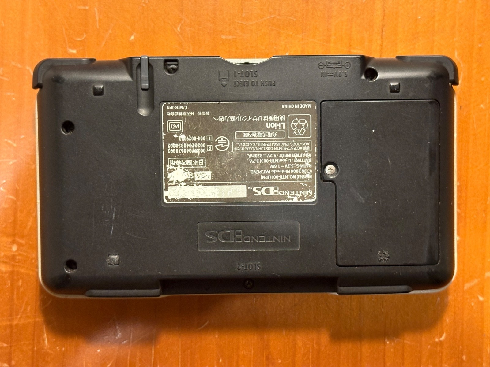 Nintendo DS Silver Handheld System – Fair Condition – TESTED AND WORKING (14D)