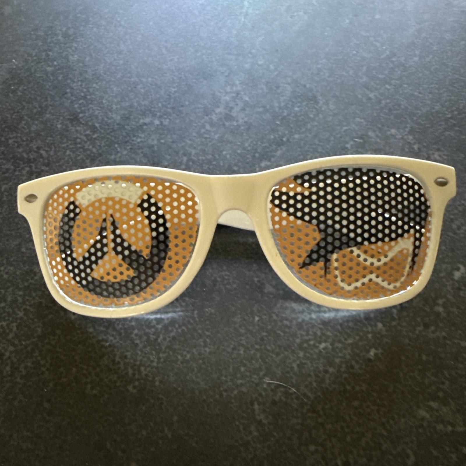 Overwatch Sunglasses Tracer Orange White Blizzard LIMITED RELEASE collectible