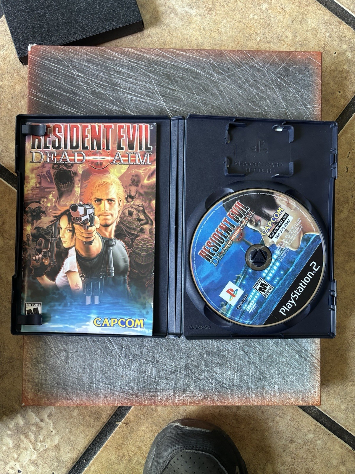 Resident Evil: Dead Aim (Sony PlayStation 2, 2003)