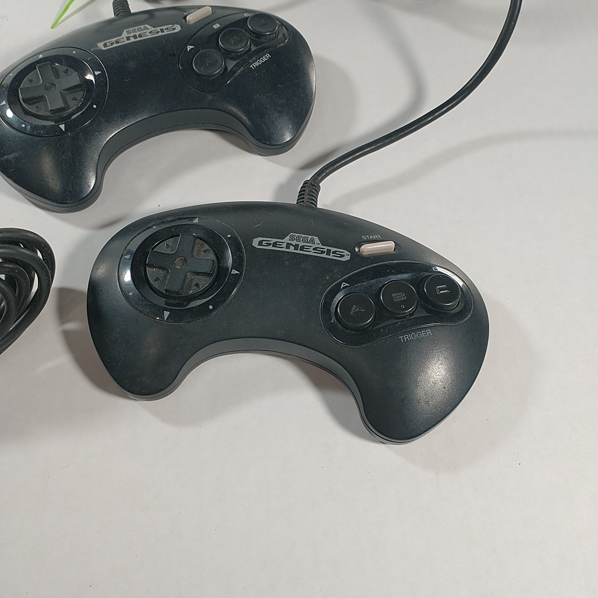Sega Genesis Console Model MK-1631 + 13 Games & 3 Controllers Tested READ