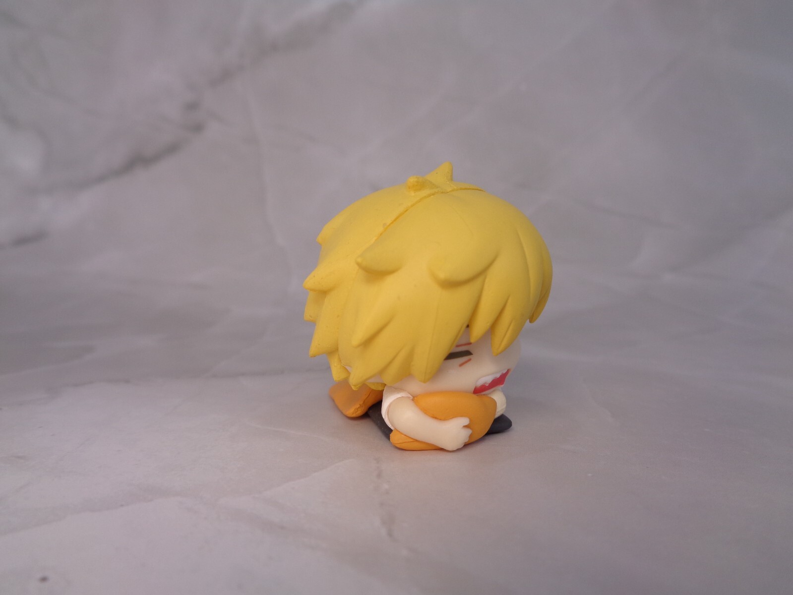 Denji Sleeping Futon Figure Anime Manga Chainsaw Man