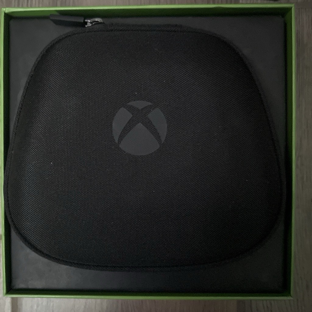 Microsoft Xbox Elite Series 2 Black Controller w/ Paddles, Case & Manuals