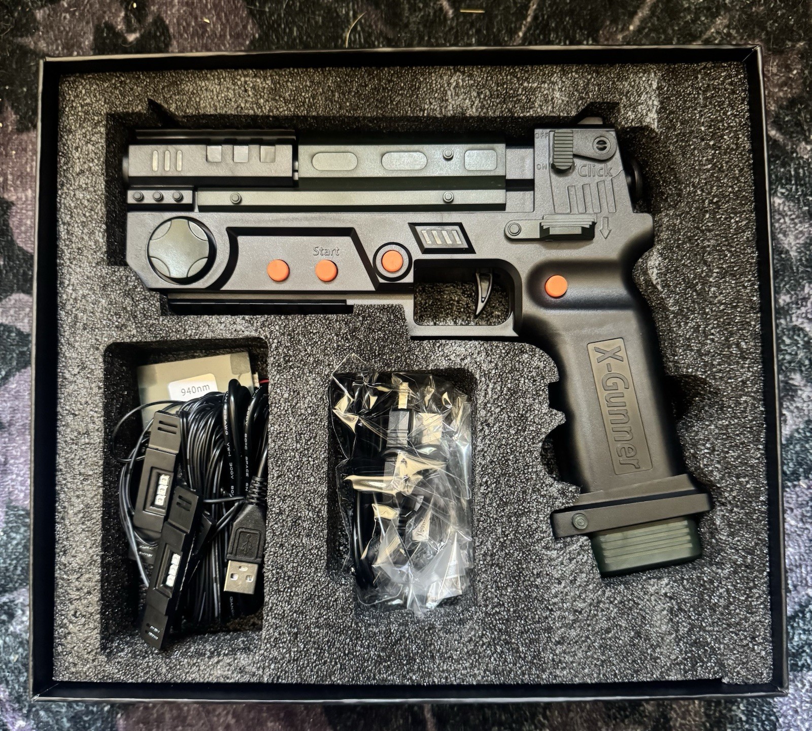 X-GUNNER 2.4G Wireless Light Gun for PC Arcade Mame Android Guncon. New In Box.