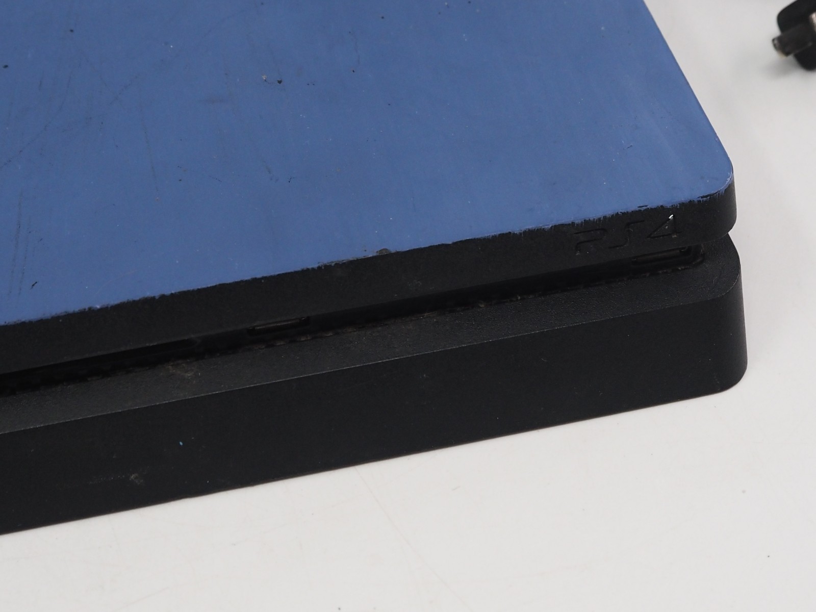 Sony PlayStation 4 Slim CUH-2215B 1TB Video Game Console – Black (See Notes)