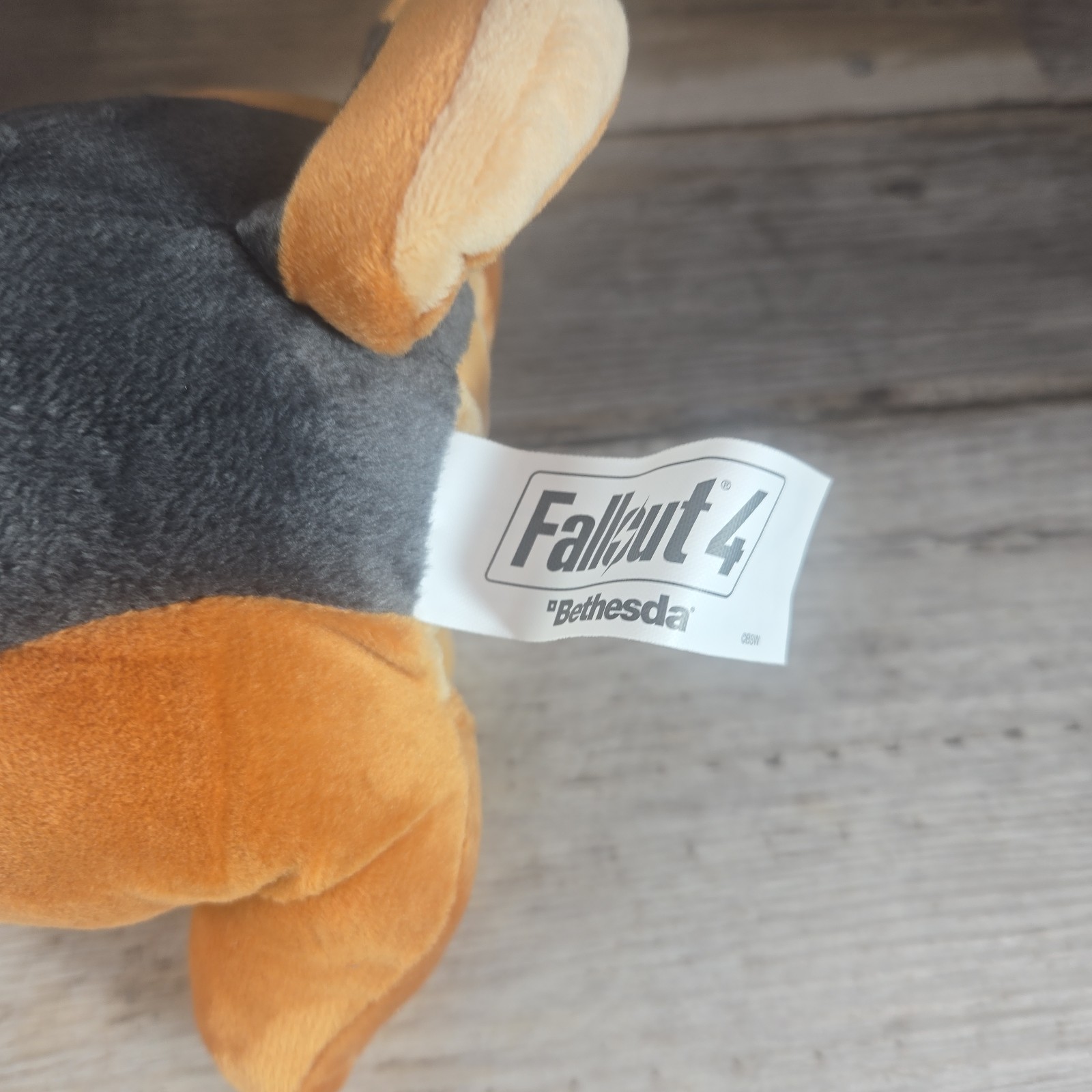 Fallout 4 Dogmeat Plush Figure Stuffed Animal Dog W/ Bandana & Goggles Bethesda
