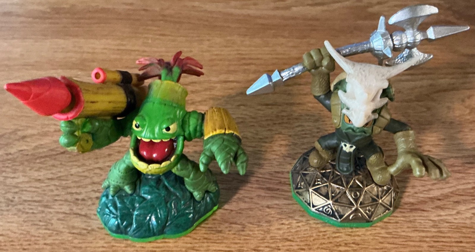 Lot of 14 Activision Skylanders Green Base PORTAL VOODOOD WARNADO DINO RANG ZOOK