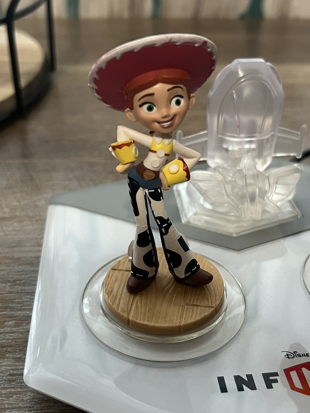 Disney Infinity Toy Story Lot of 4 Jessie Buzz Lightyear & crystal w/ base