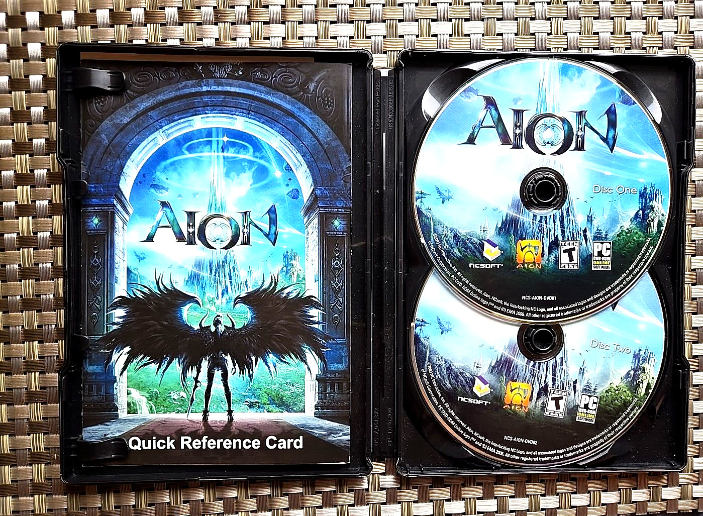 Aion PC DVD-Rom Software 2009 2-Disc Steelbook Edition Game w/Quick Reference P