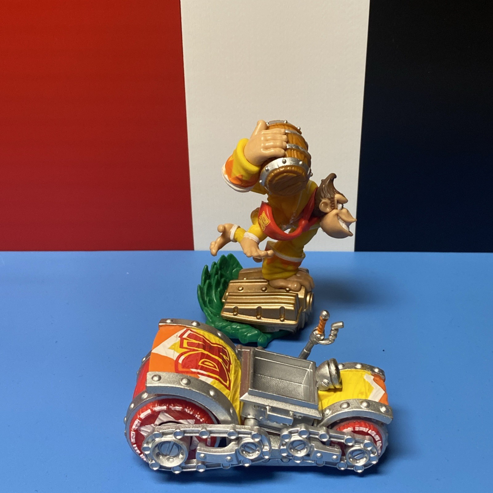 Skylanders Superchargers Donkey Kong Barrel Blaster Racing Car