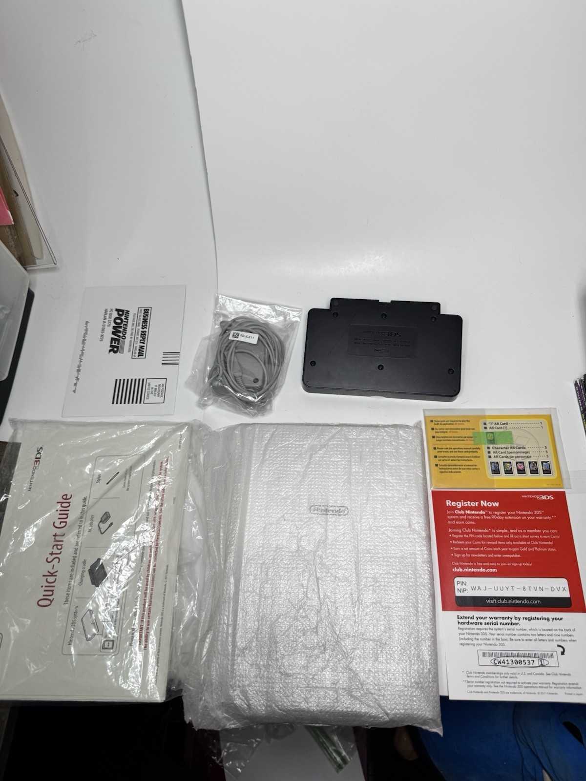Nintendo 3DS Pink Handheld Console Wi-Fi, Headphone Jack, Box Dock Manual (READ)