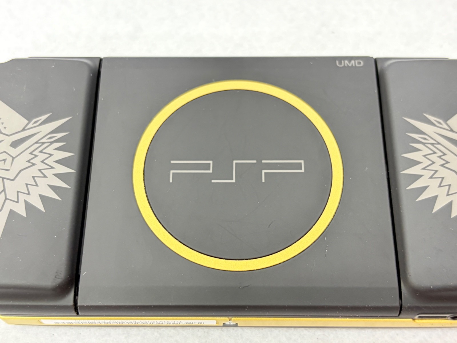 [RARE] SONY PSP-3000 Monster Hunter Portable 3rd Hunters Limited Model Gold