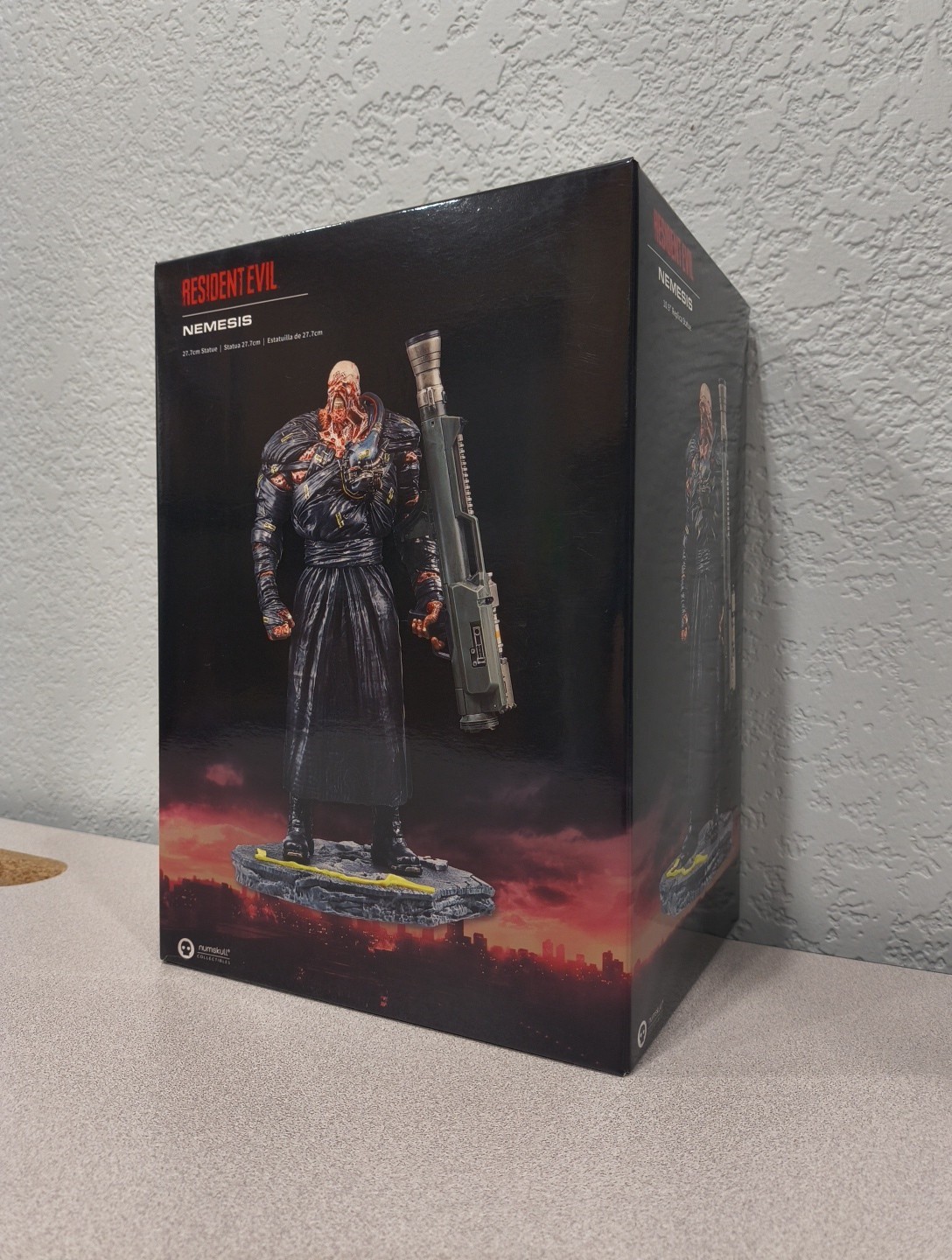 Resident Evil 3 Nemesis 27.7cm Statue By Numskull Collectibles Figure Capcom