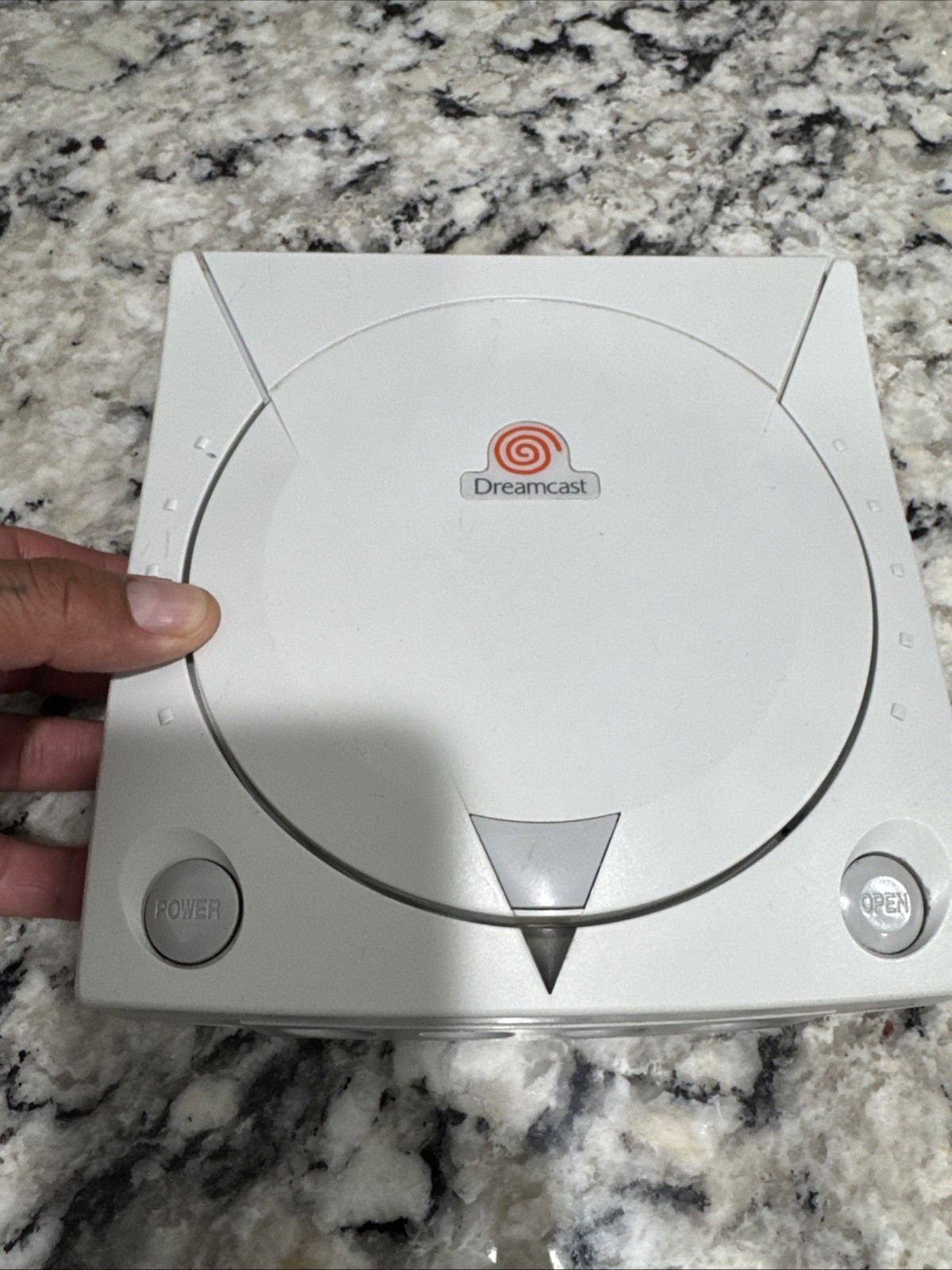 Sega Dreamcast HKT-3020 White Console Only – For parts Or Repair No Video Read