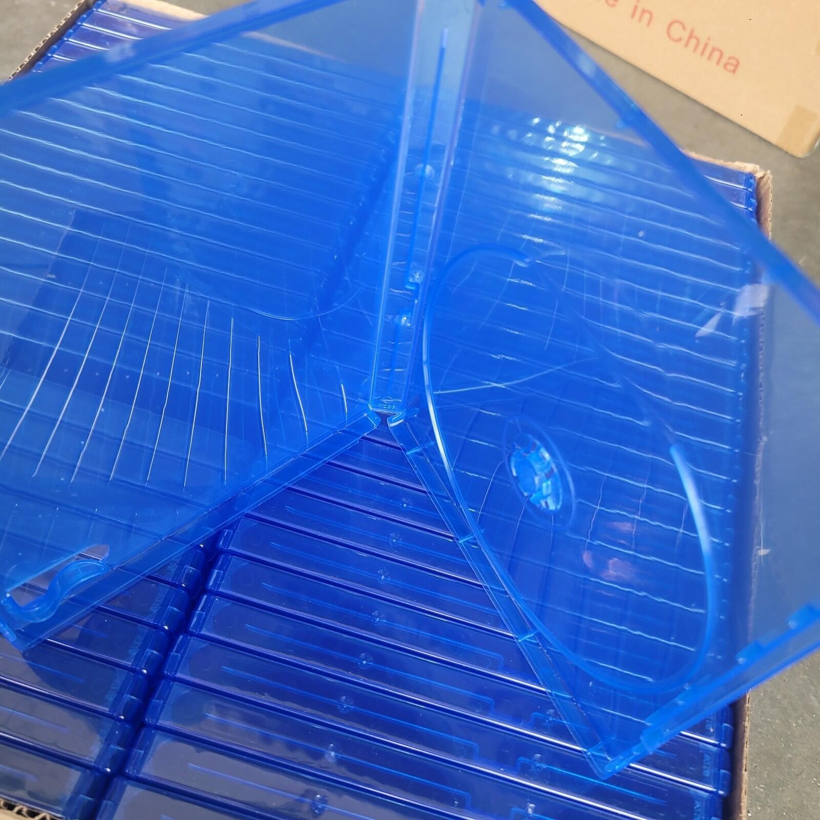 Wholesale Lot of 50 Brand New PS4 / PS5 Game Case Replacement Clear Blue