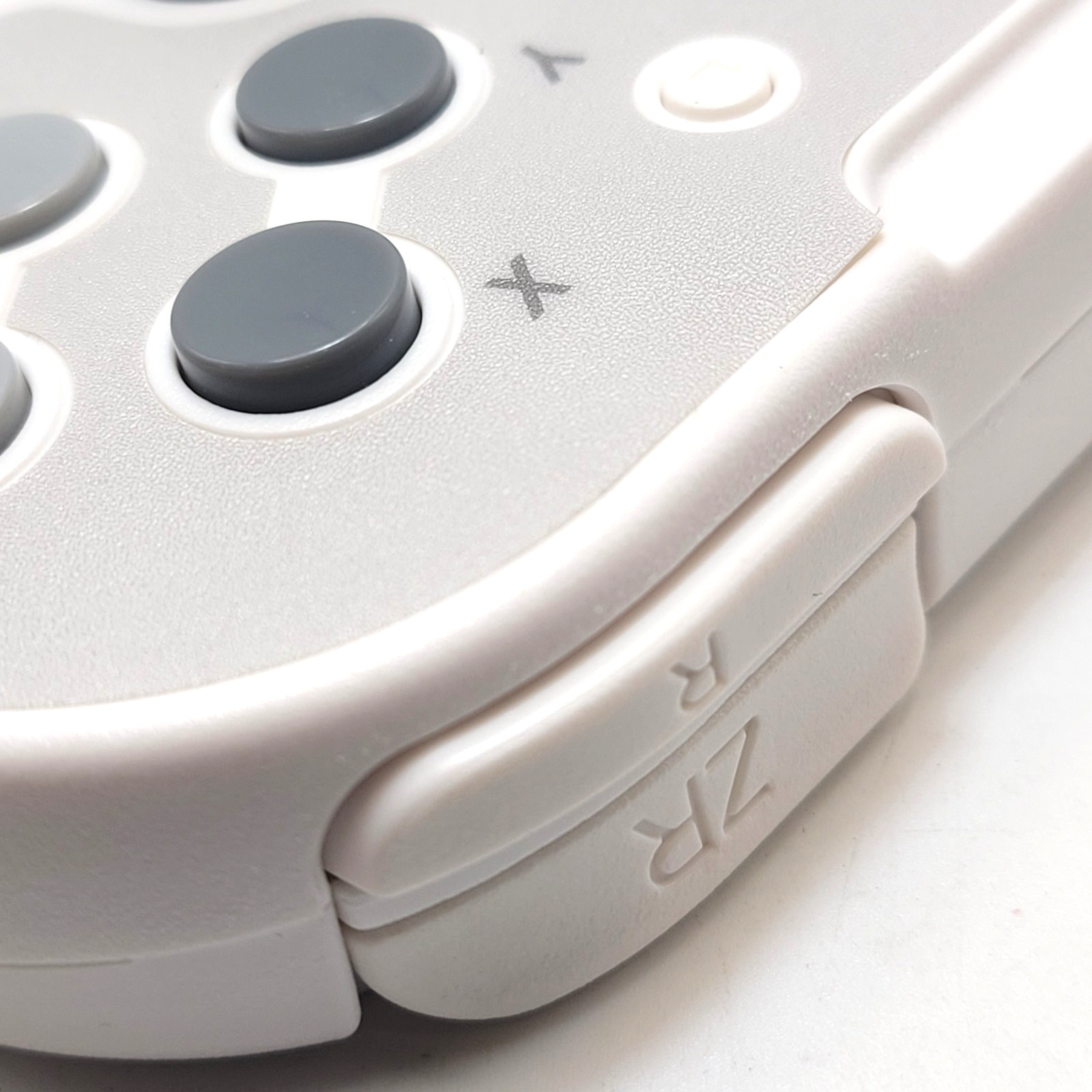 Retro-Bit Legacy 16 Wireless 2.4GHz Controller for SNES, Switch, PC, Mac – Gray