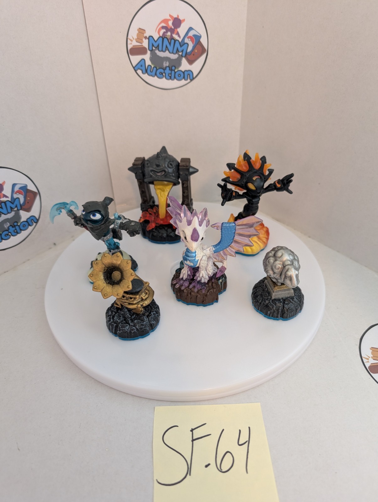 Skylanders Swap Force Lightcore and Rare Magic Items Bundle