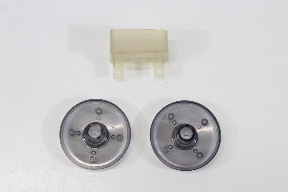 Nintendo 64 N64 OEM Toys R Us Clear Blue White Console Replacement Shell Cos.Da8