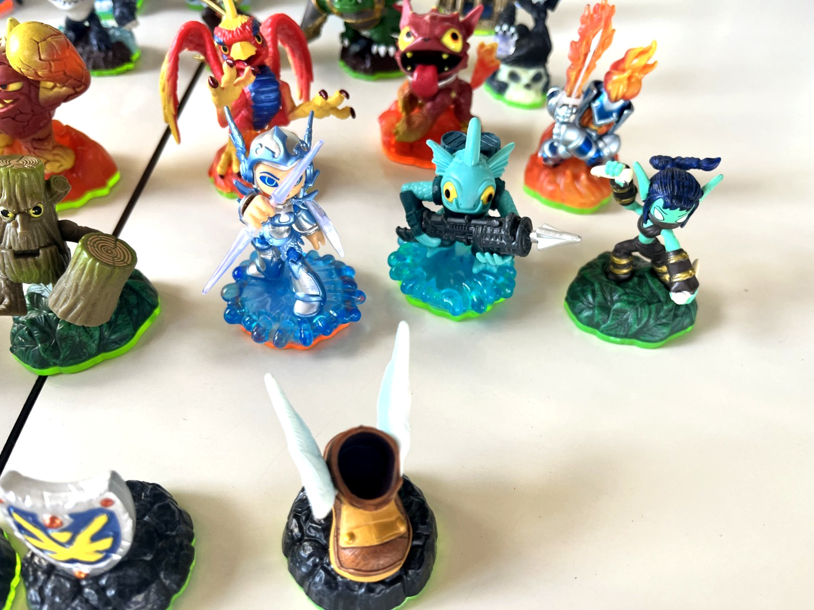 Bulk Lot: 38 Skylanders — Great condition + Rares!