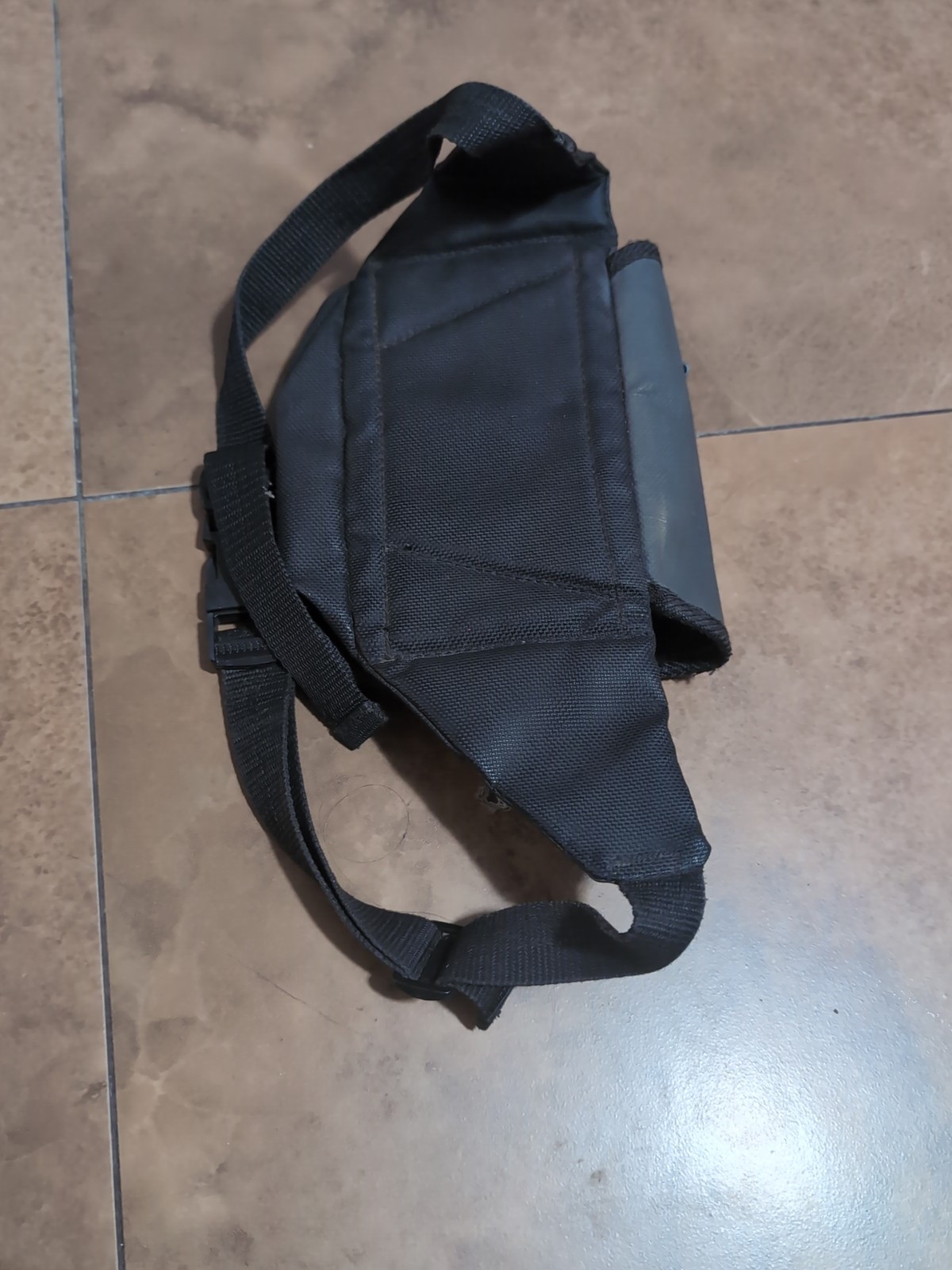 Nintendo Game Boy Carrying Case Fanny Pack Adjustable Waist Bag Vintage InterAct