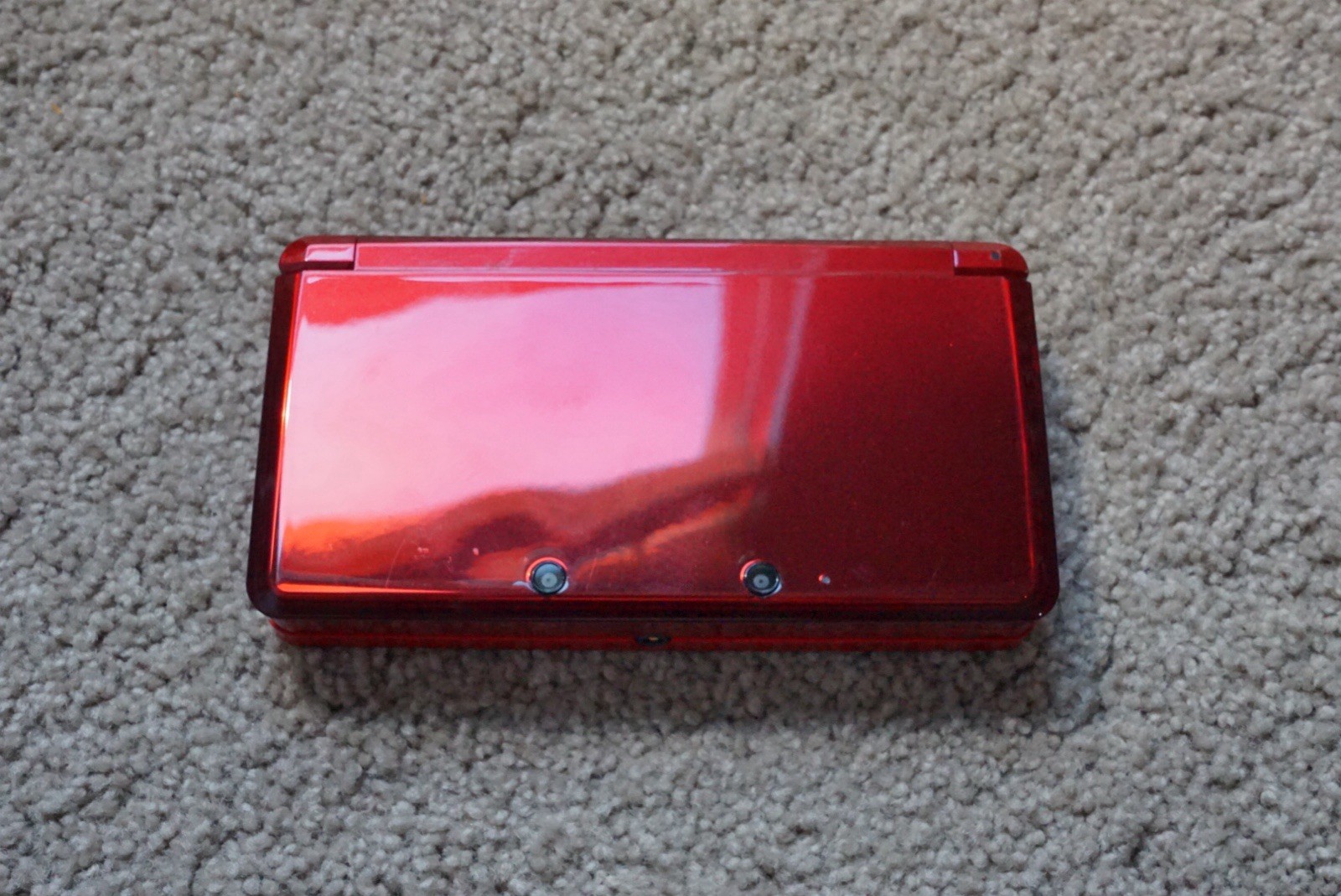 Nintendo 3DS Handheld Console Flame Red with Charging Dock