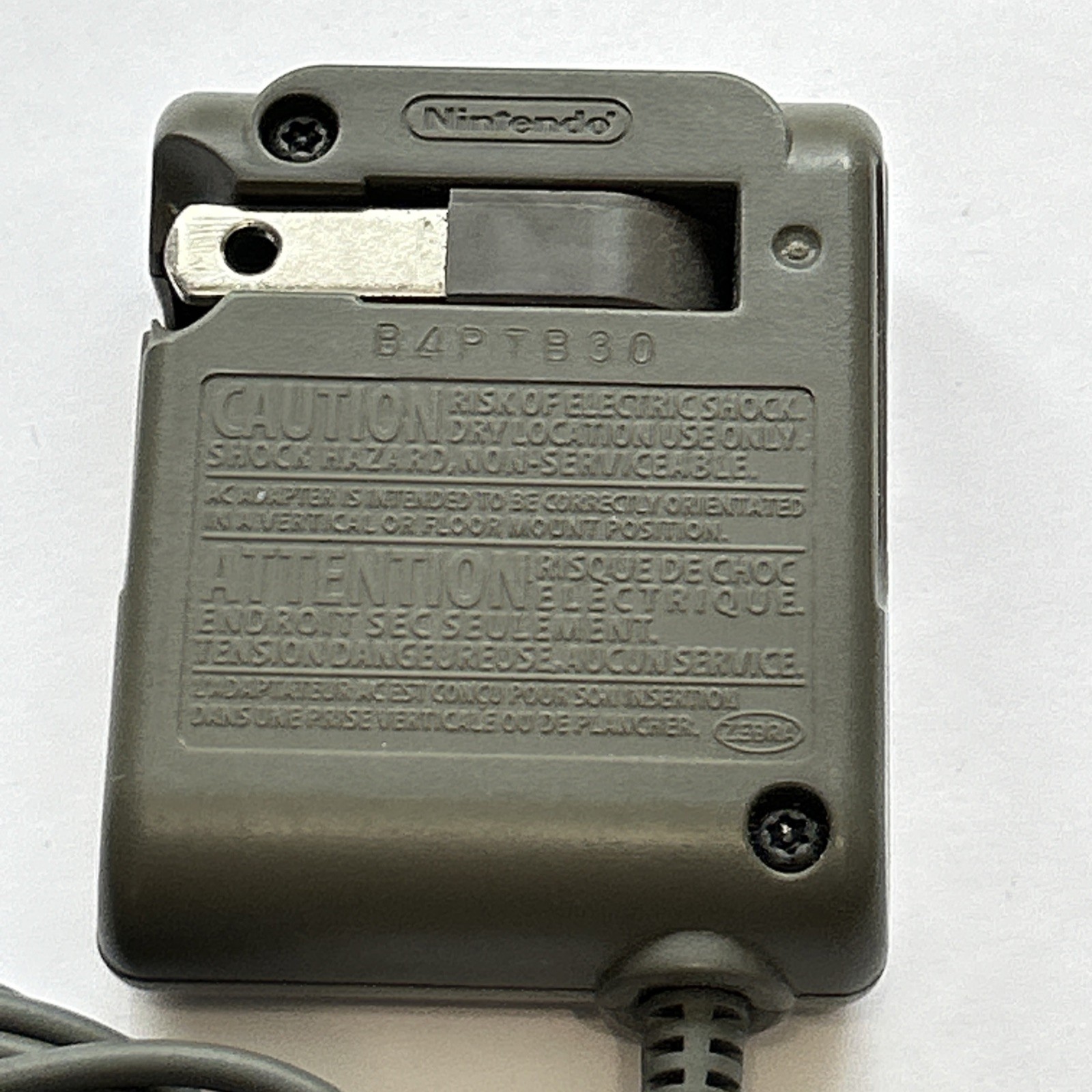 Nintendo DS Lite AC Adapter Charger USG-002 OEM Genuine Gray Power Supply