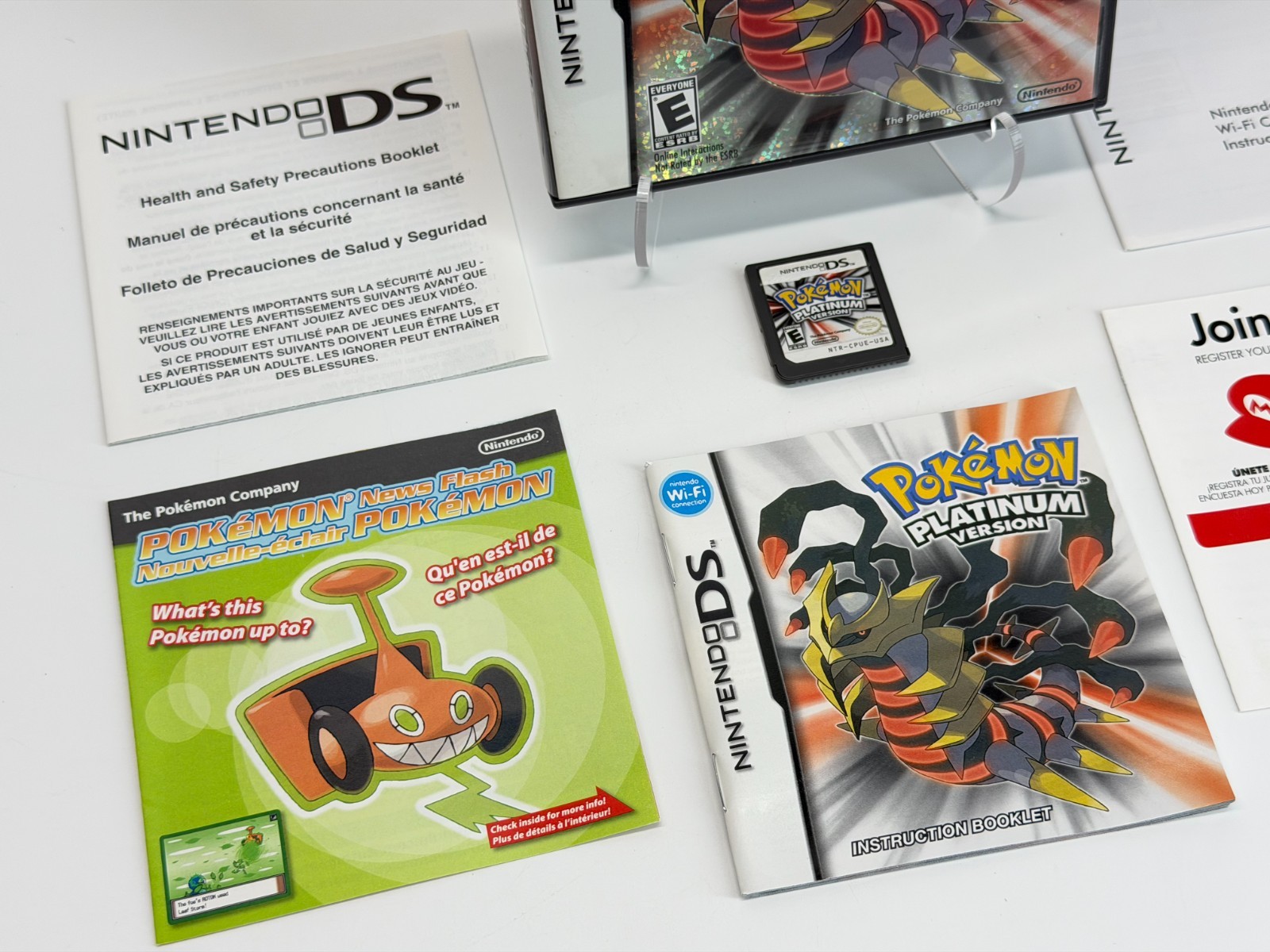 Pokemon Platinum Version (Nintendo DS) Complete w/Green Insert Authentic