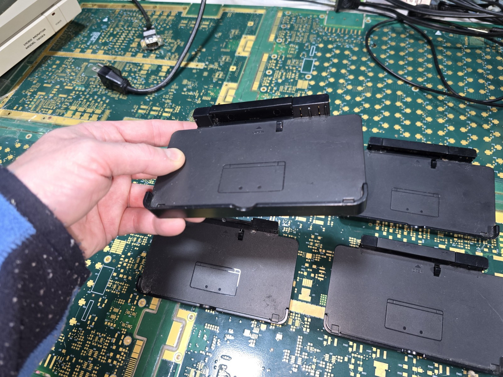 Nintendo 3DS Battery UNTESTED-PARTS-4-Charging Dock Cradle Base Black CTR-007