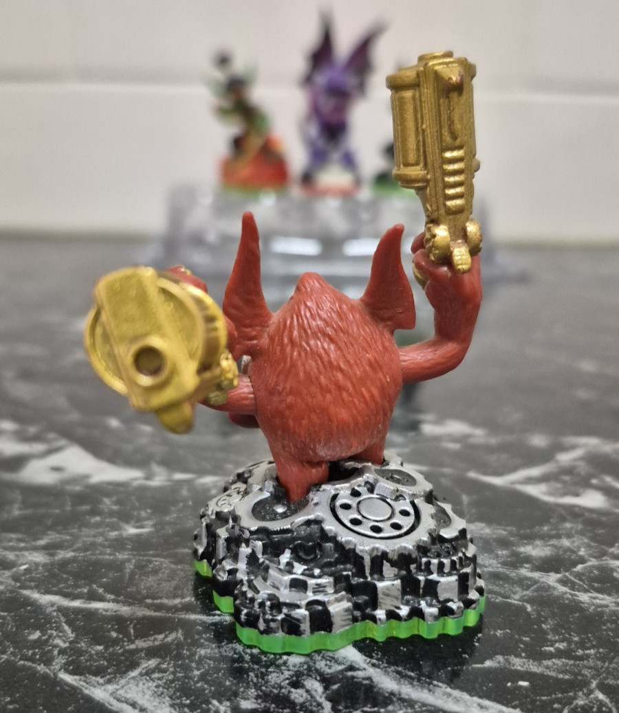 Skylanders Spyro’s Adventure Character Bundle Giant Skylanders Series 1 & 2 2012