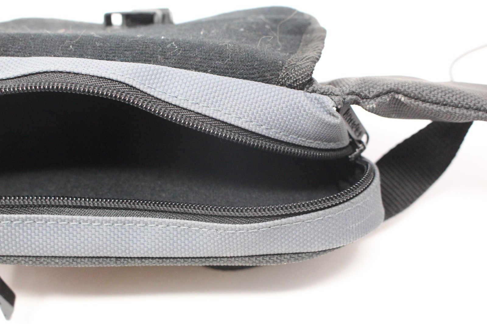 Nintendo Game Boy Fanny Pack 14″ Carrying Case Interact