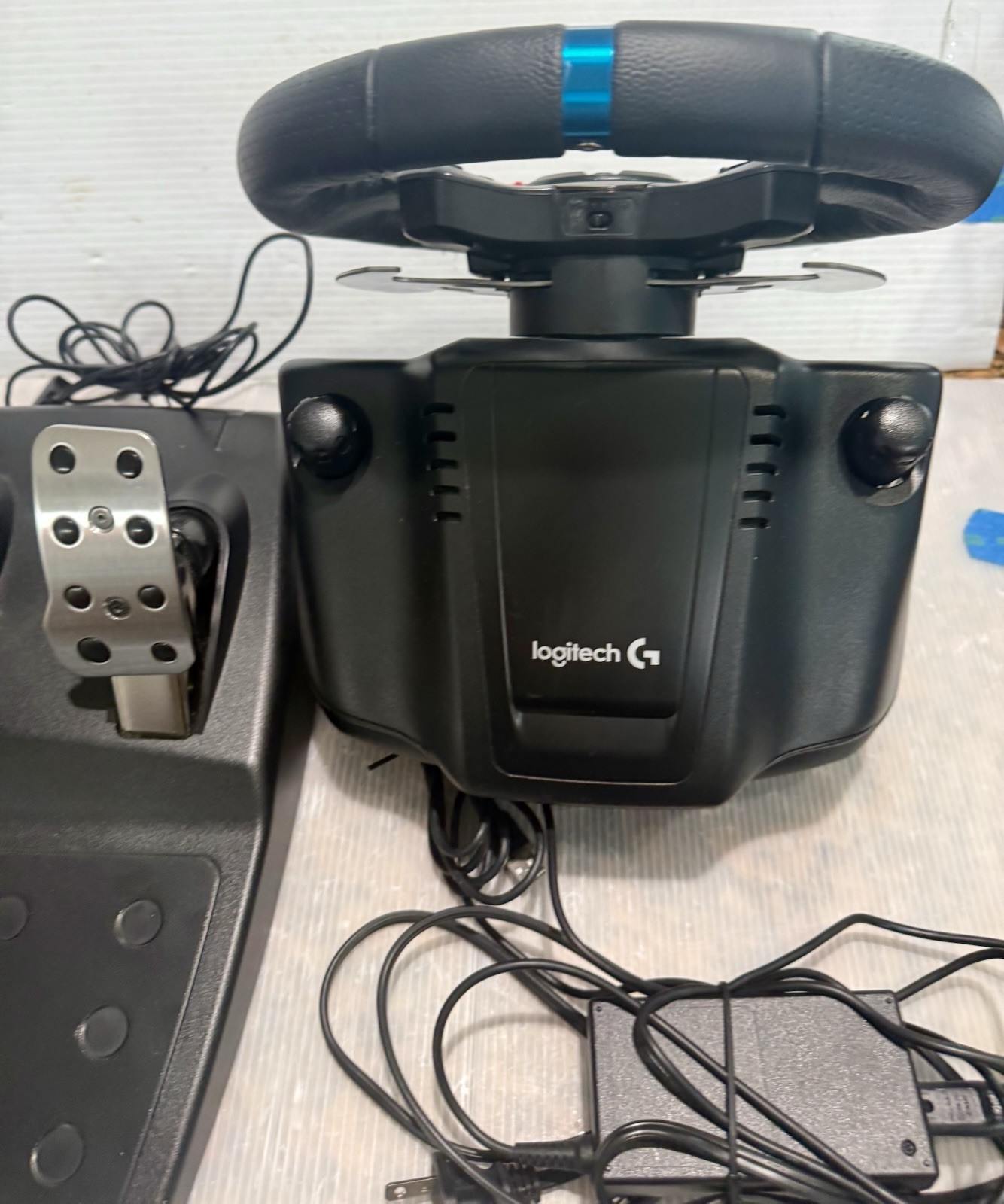 Logitech G29 Driving Force Racing Wheel & Pedals for PC/ PS3, PS4, or PS5
