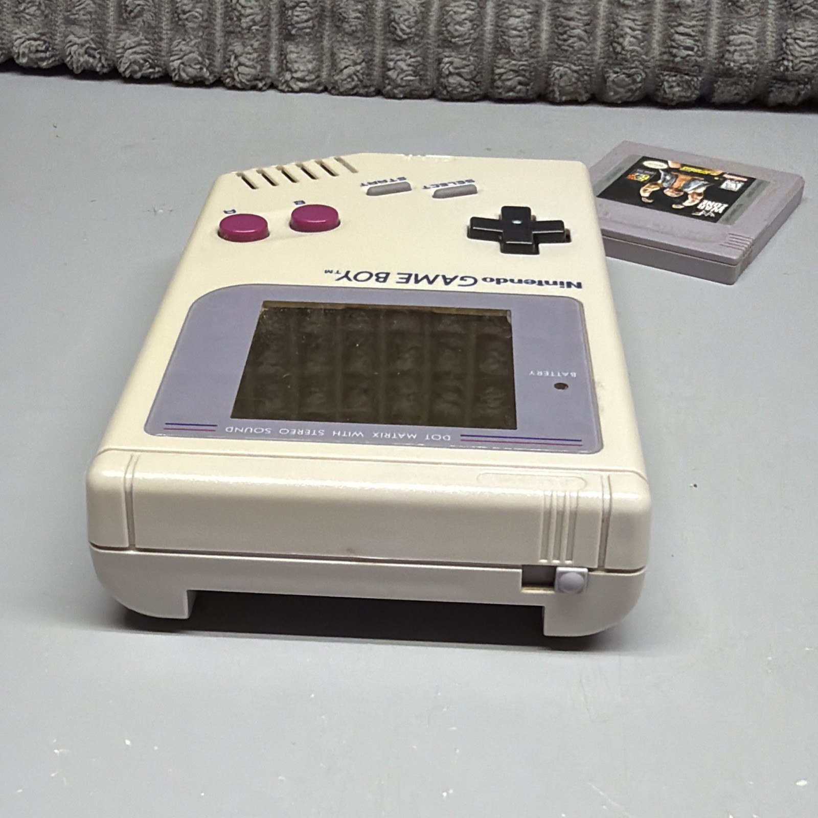 Nintendo Game Boy DMG-01 Original Gray Handheld 1989 Working + WWF War Zone