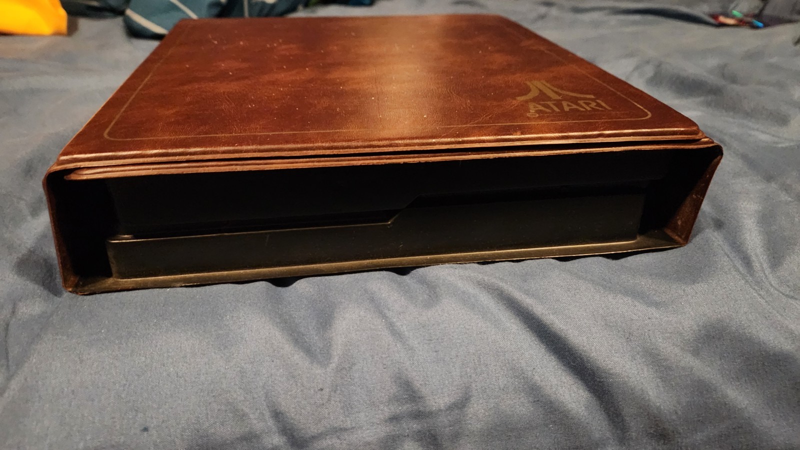Atari 8 Game Binder Storage Case Brown Vintage 7 Games Included TESTED/WORKING