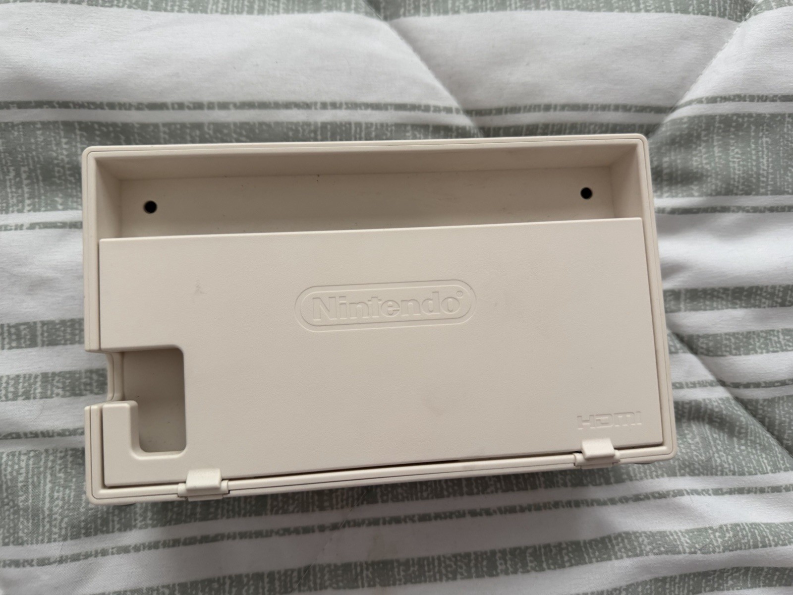 Nintendo Switch Console Limited Edition Animal Crossing w/ Green/Blue Joy-Con