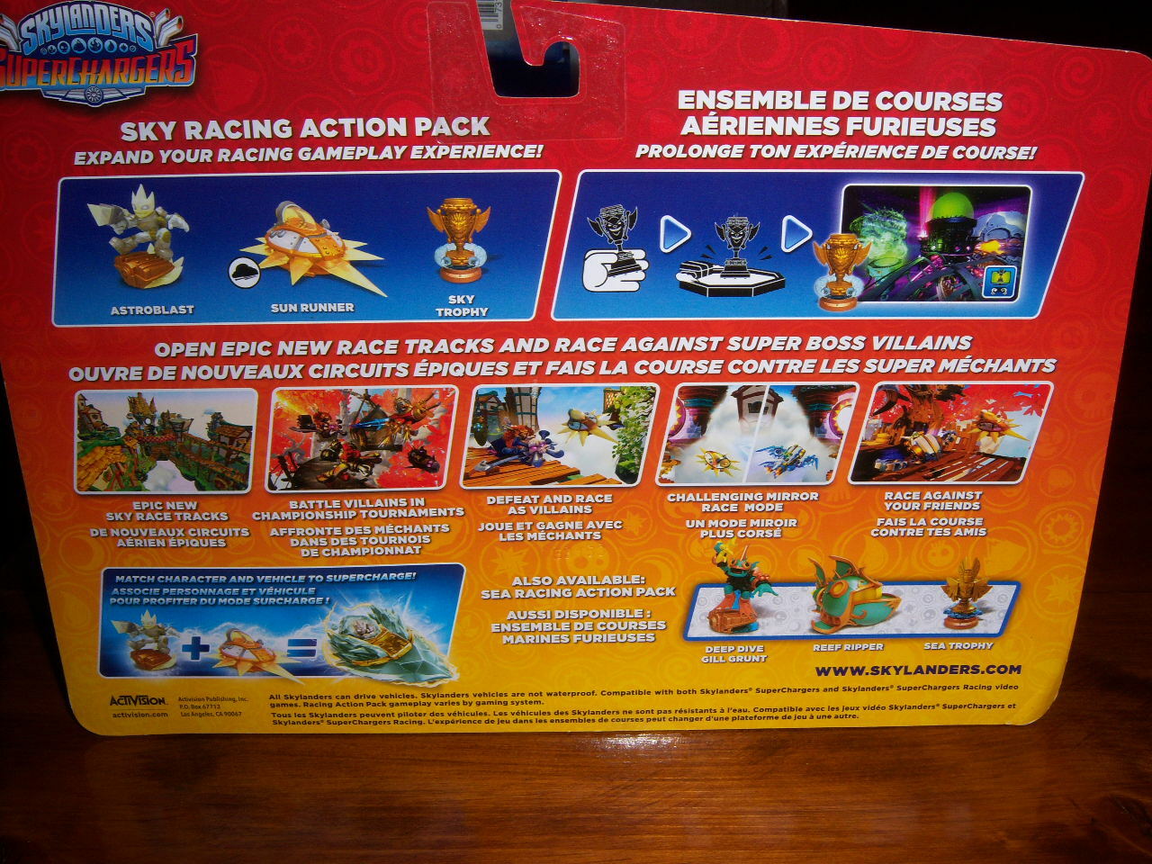 Skylanders Superchargers SKY RACING ACTION PACK Astroblast Sun Runner Trophy NOS