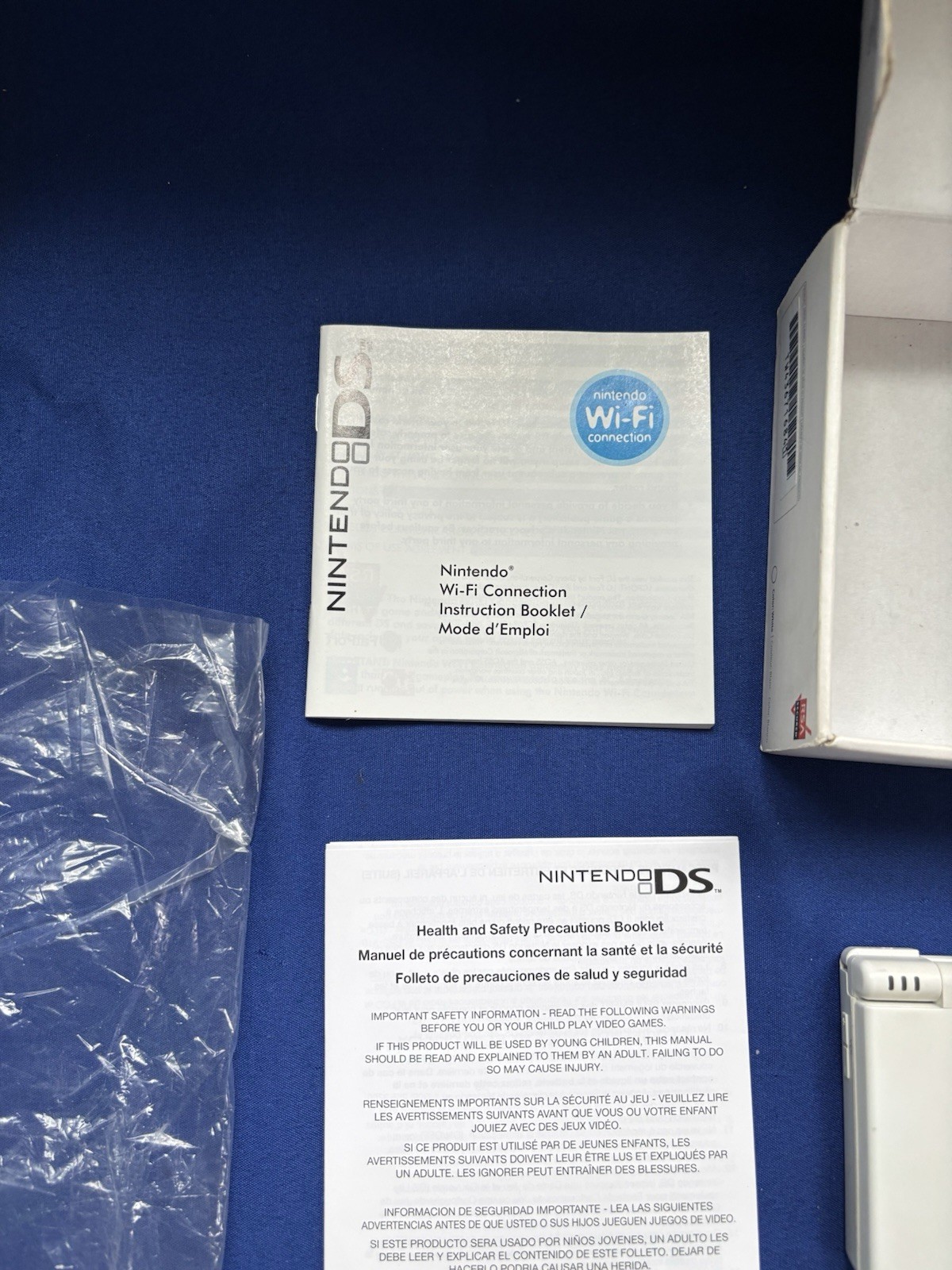 Nintendo DSi Console White TWL-001 Japan Tested Working w/ Charger