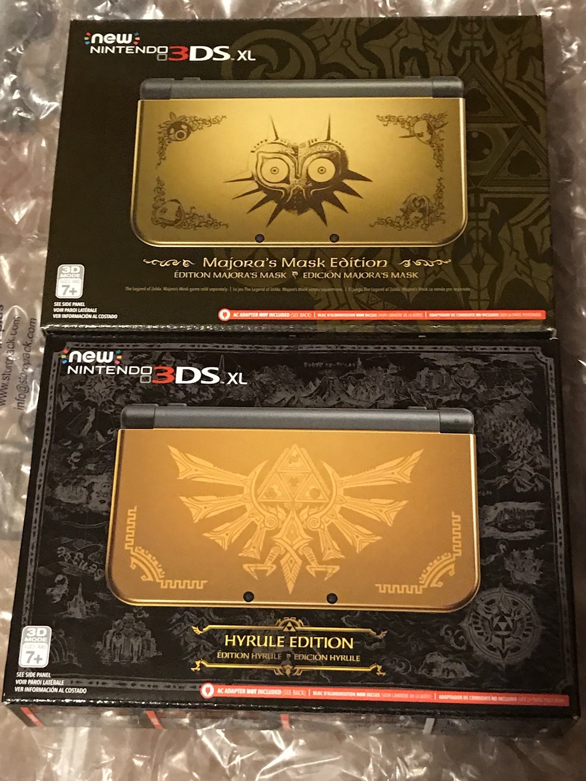 Nintendo New 3DS XL Legend Of Zelda Hyrule Gold Edition & Majora’s Mask Set