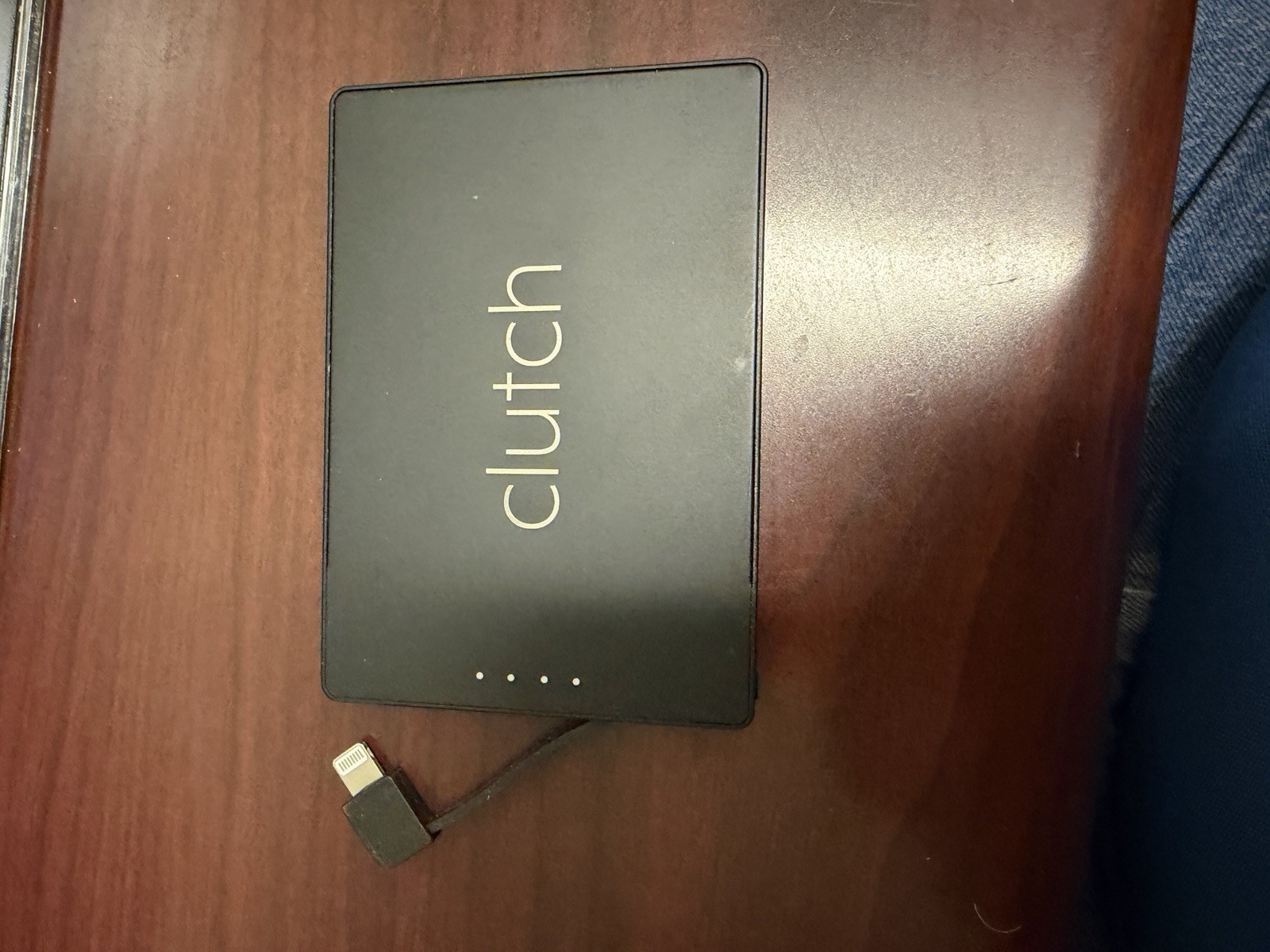 CLUTCH PRO LIGHTNING CHARGER BLACK 5000mAh MagSafe (not Wireless)