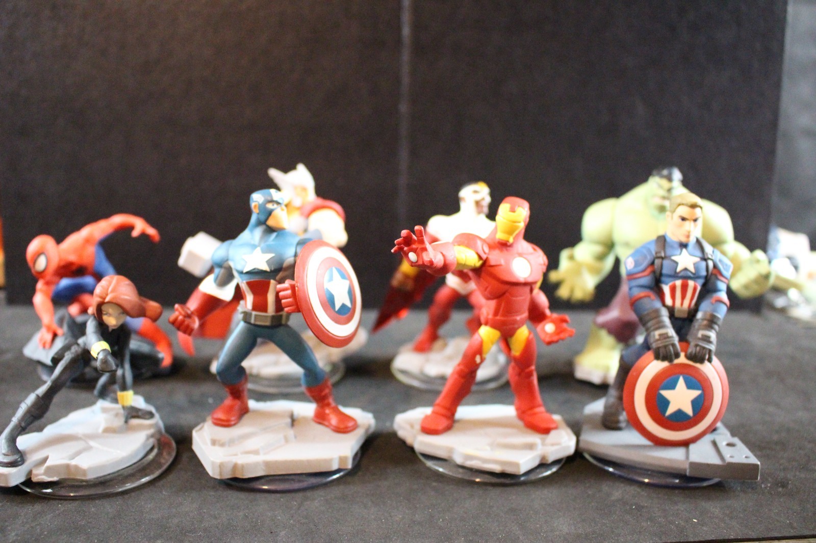 Disney Infinity – Video Game Figure – Marvel – Captain America, Thor, Hulk, Iron