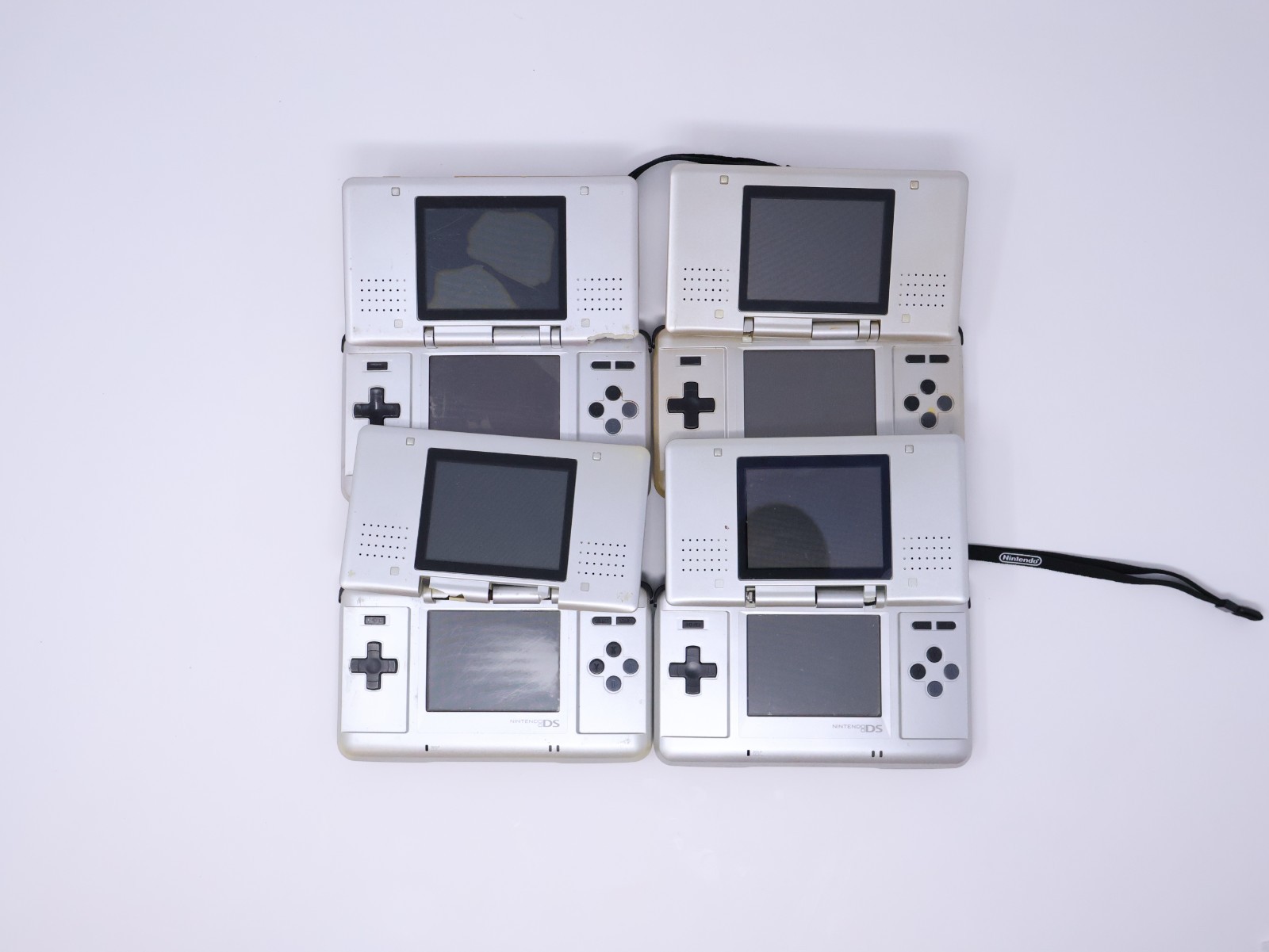 Nintendo DS Original NTR-001 Console Silver Lot of 4 Broken Hinge For Parts