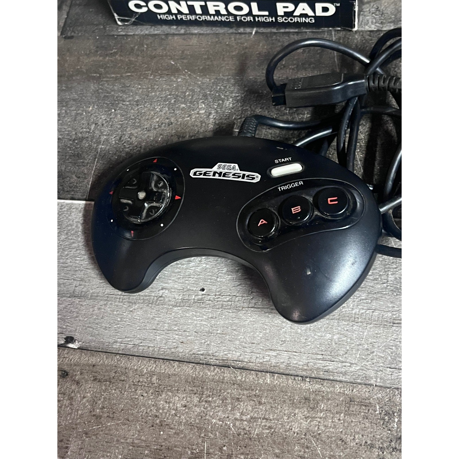 Sega Genesis Control Pad Model 1650 3-Button Wired Controller with Original Box