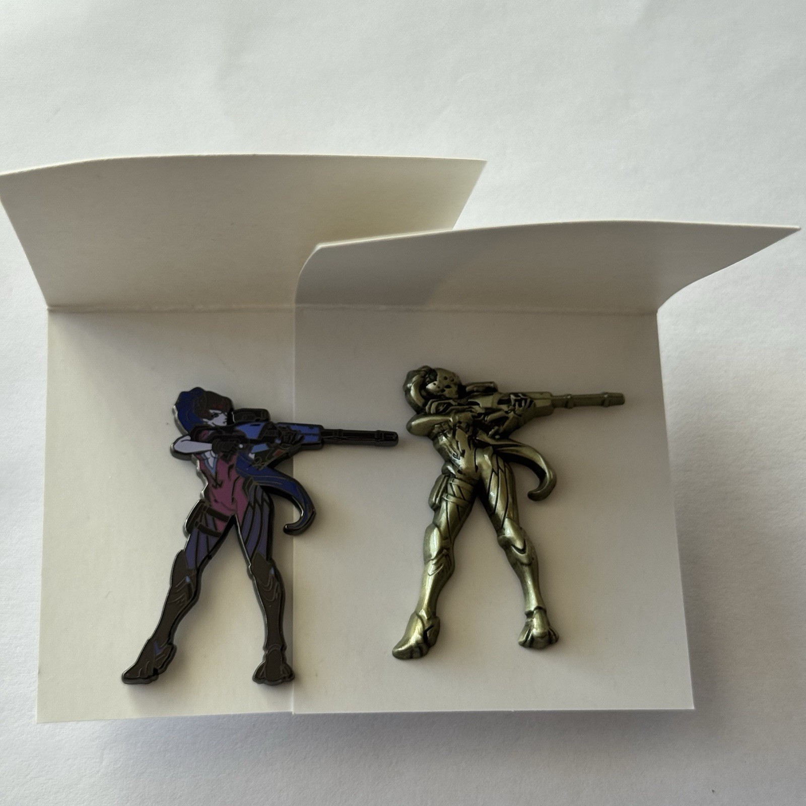 Blizzard Overwatch Widowmaker Gold & Colored Pins Series 4 Blizzcon (Set of 2)