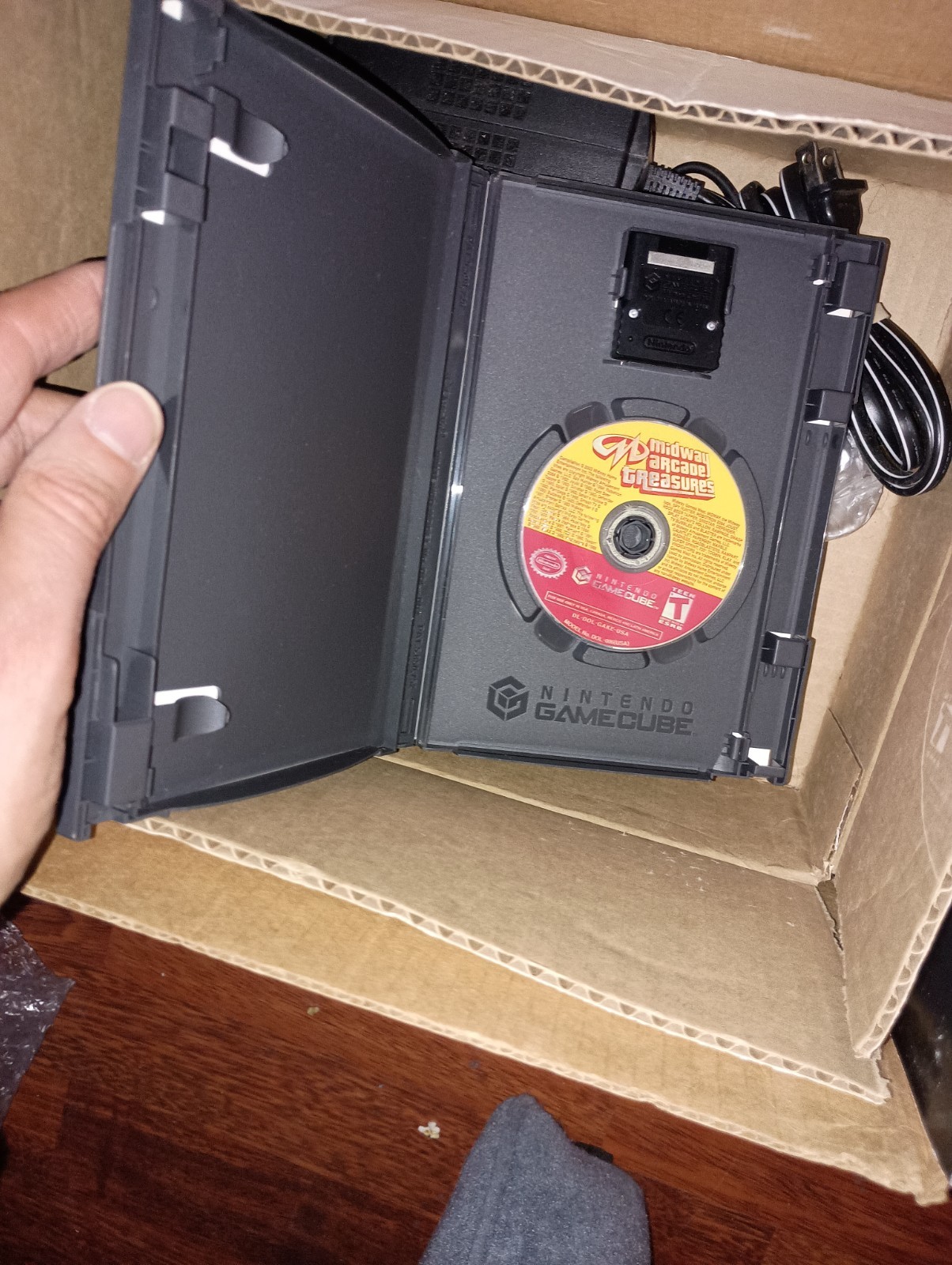 Radio Shack Nintendo GameCube Console System Platinum Gaming Bundle RARE!