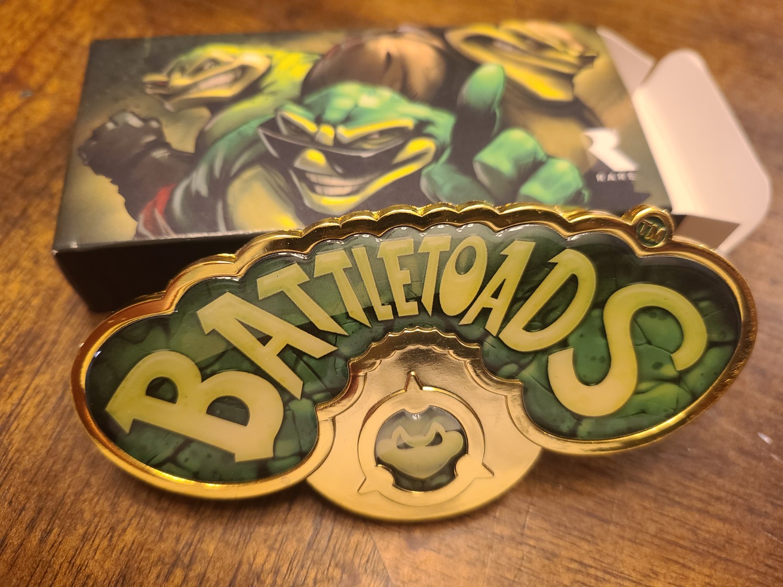 NIB Battletoads Gold Belt Buckle – June 2017 Loot Crate Gaming Exclusive NES