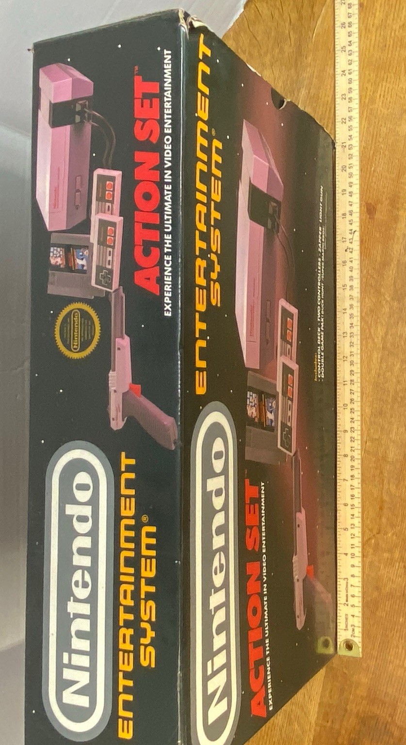 Nintendo NES Action Set – Box Only – Gray Zapper Version – Empty Box Vintage